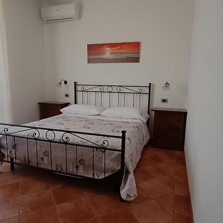 B&B Il Girasole - Rooms & House In Country - 1500 Meters From Historic Center Монтепульчано Экстерьер фото
