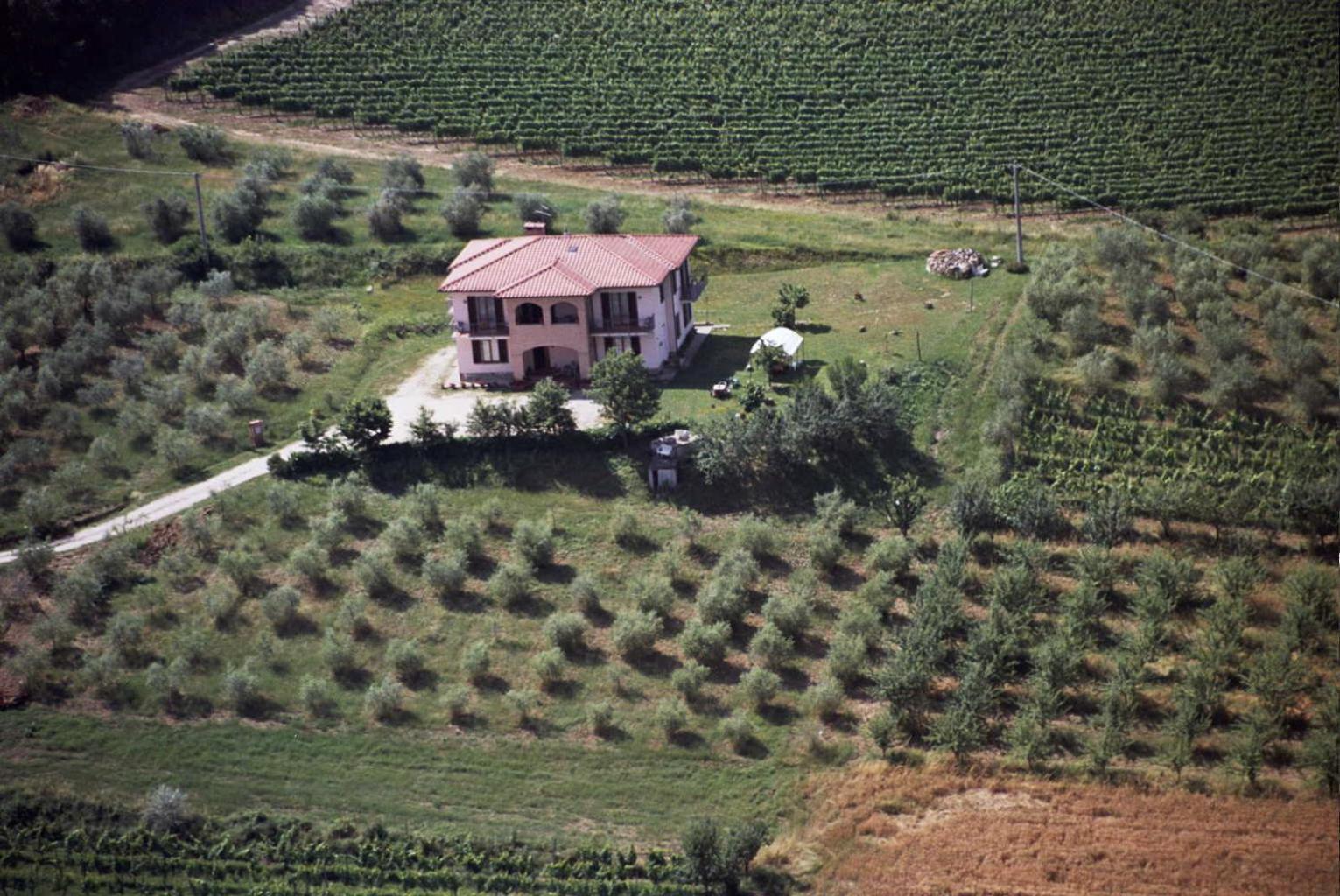 B&B Il Girasole - Rooms & House In Country - 1500 Meters From Historic Center Монтепульчано Экстерьер фото