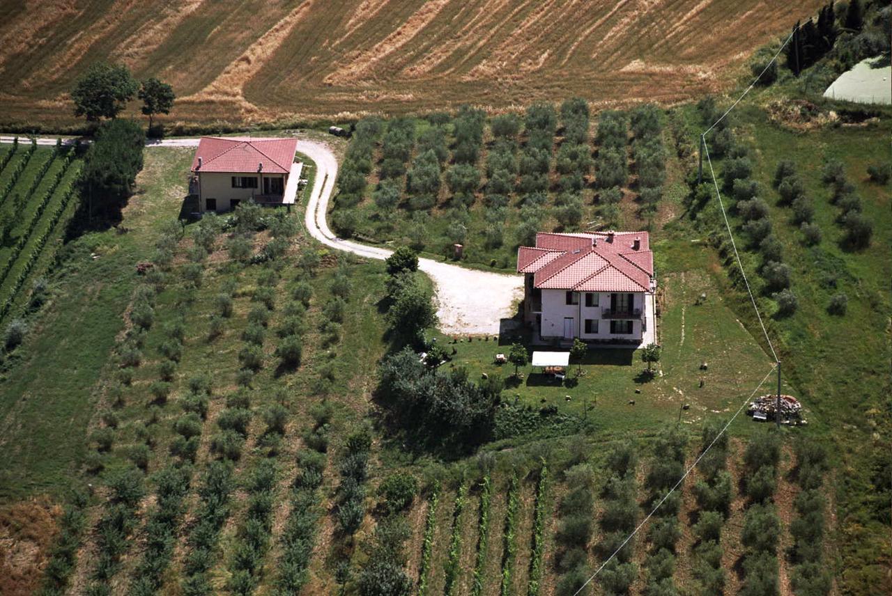 B&B Il Girasole - Rooms & House In Country - 1500 Meters From Historic Center Монтепульчано Экстерьер фото
